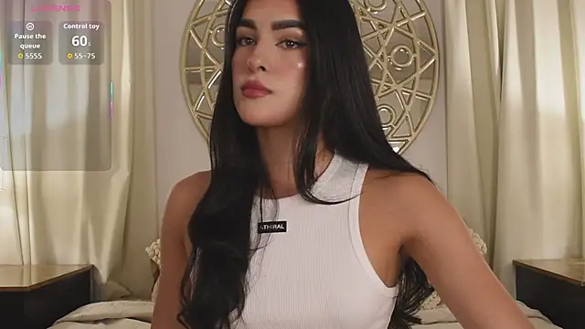 Antonellaparis  online show from October 20, 2025, 2:24 am