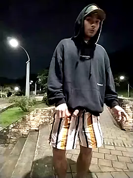 Snapshot of sexyboycolombi4 chatting on October 11, 2025, 8:15 am sexyboycolombi4 online show from October 11, 2025, 8:15 am