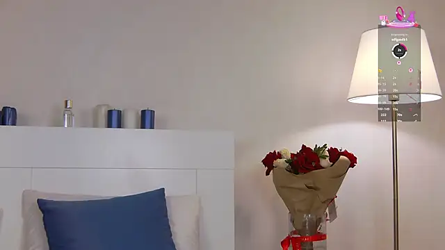 MilaDemies online show from November 21, 2025, 4:22 am