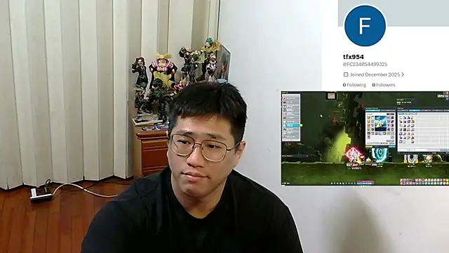 Snapshot of tfx954 chatting on December 13, 2025, 8:04 pm tfx954 online show from December 13, 2025, 8:04 pm