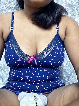 HangdogBeggary online show from July 6, 2026, 12:12 pm