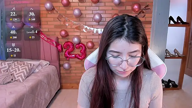 Snapshot of Amy_joones chatting on May 11, 2026, 2:07 pm Amy joones online show from May 11, 2026, 2:07 pm