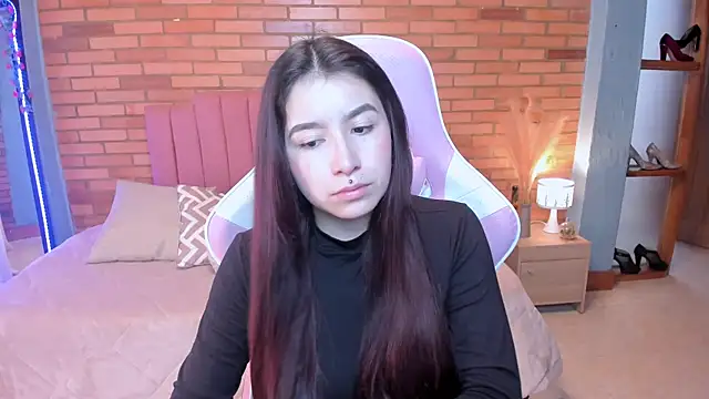Snapshot of Amy_joones chatting on May 30, 2026, 12:00 pm Amy joones online show from May 30, 2026, 12:00 pm