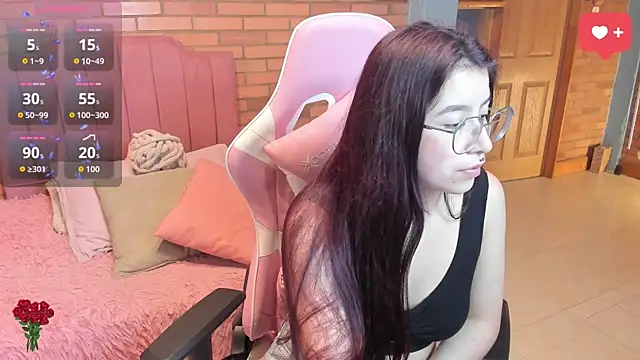 Snapshot of Amy_joones chatting on July 14, 2026, 11:05 am Amy joones online show from July 14, 2026, 11:05 am