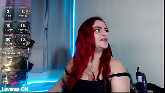 violetaredbitch online show from March 22, 2025, 7:15 am