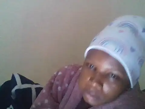 CharlotteDee online show from October 29, 2025, 7:02 pm