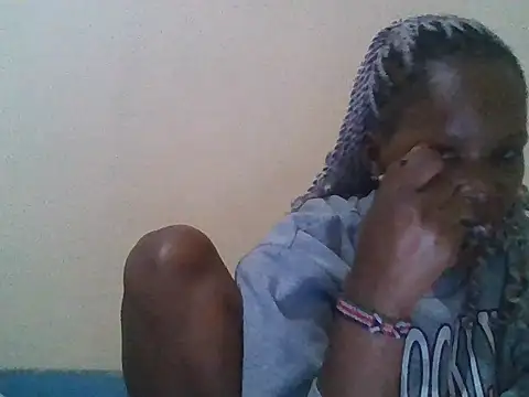 CharlotteDee online show from November 8, 2025, 7:50 pm