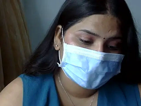 Snapshot of cutelady65 chatting on February 25, 2026, 5:24 pm cutelady65 online show from February 25, 2026, 5:24 pm