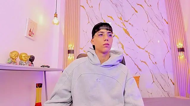 Nikolay Gregori online show from February 10, 2026, 3:38 am