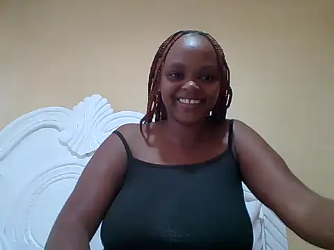 Snapshot of Sexxy-Shie chatting on July 19, 2026, 6:44 am Sexxy-Shie online show from July 19, 2026, 6:44 am