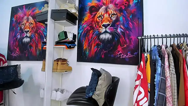 Snapshot of Pantera_black_21 chatting on October 27, 2025, 8:37 am Pantera black 21 online show from October 27, 2025, 8:37 am