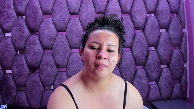 Snapshot of AlaSmith chatting on October 9, 2025, 1:50 am AlaSmith online show from October 9, 2025, 1:50 am