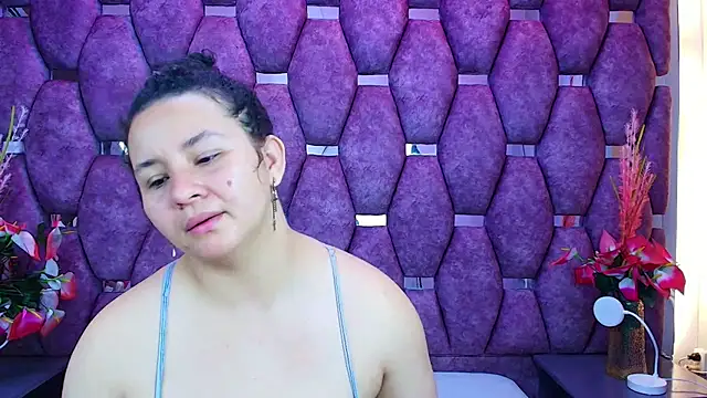 AlaSmith online show from July 13, 2026, 2:33 am