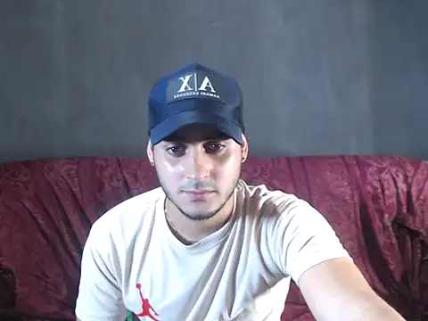 Snapshot of xxxxhotxoxo chatting on April 21, 2026, 6:42 am xxxxhotxoxo online show from April 21, 2026, 6:42 am