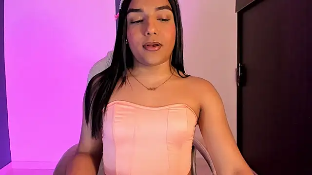 CandyLatinHott online show from November 22, 2025, 11:14 pm