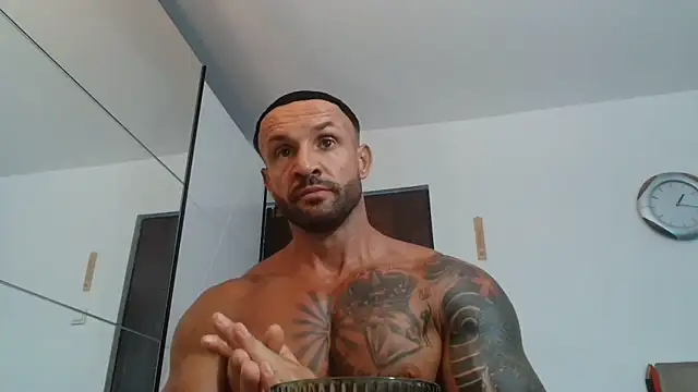 Snapshot of Magnificmuscles89 chatting on June 30, 2026, 10:26 am Magnificmuscles89 online show from June 30, 2026, 10:26 am