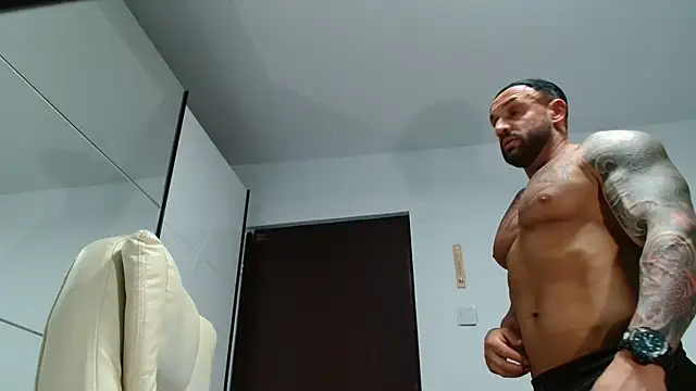 Magnificmuscles89 online show from February 26, 2026, 10:10 pm