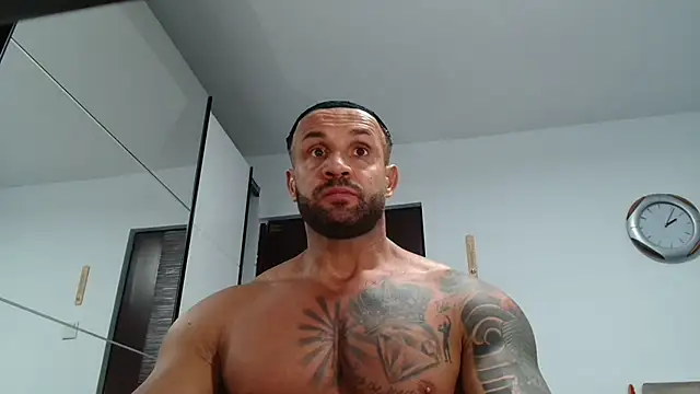 Magnificmuscles89 online show from April 30, 2026, 11:06 am