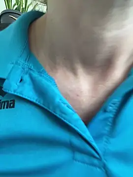 Snapshot of AnnikaRose chatting on February 26, 2026, 7:30 am AnnikaRose online show from February 26, 2026, 7:30 am