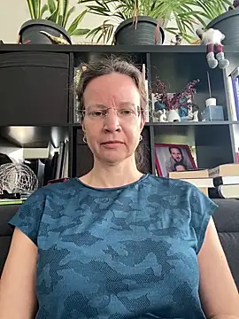 Snapshot of AnnikaRose chatting on March 5, 2026, 7:49 am AnnikaRose online show from March 5, 2026, 7:49 am