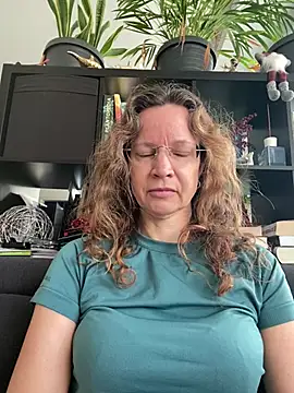 Snapshot of AnnikaRose chatting on February 25, 2026, 7:08 am AnnikaRose online show from February 25, 2026, 7:08 am