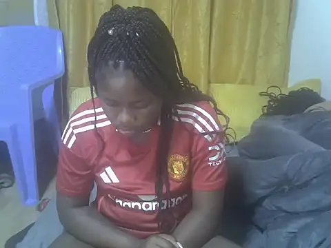 Snapshot of sweet_vine chatting on July 6, 2026, 10:12 pm sweet vine online show from July 6, 2026, 10:12 pm