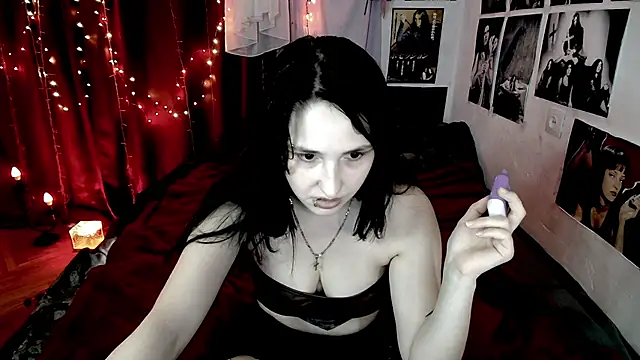 Snapshot of Tricky_Vicky666 chatting on October 16, 2025, 10:29 pm Tricky Vicky666 online show from October 16, 2025, 10:29 pm