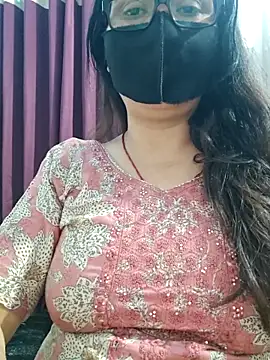 Snapshot of Aishwaryaa_69 chatting on May 10, 2026, 3:58 pm Aishwaryaa 69 online show from May 10, 2026, 3:58 pm