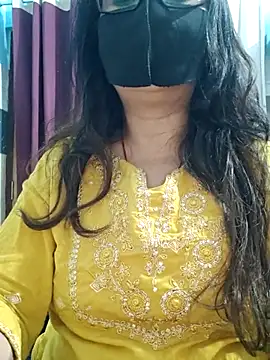 Snapshot of Aishwaryaa_69 chatting on June 25, 2026, 3:15 am Aishwaryaa 69 online show from June 25, 2026, 3:15 am