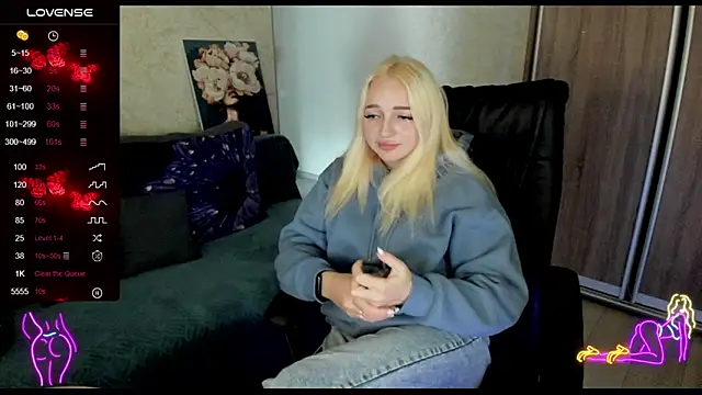 Snapshot of _NigoNika chatting on October 16, 2025, 8:44 am NigoNika online show from October 16, 2025, 8:44 am