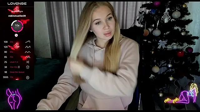 Snapshot of _NigoNika chatting on December 14, 2025, 12:11 pm NigoNika online show from December 14, 2025, 12:11 pm