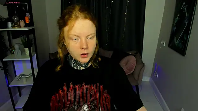 Snapshot of Cassie_xKiss chatting on November 15, 2025, 8:46 pm Cassie xKiss online show from November 15, 2025, 8:46 pm