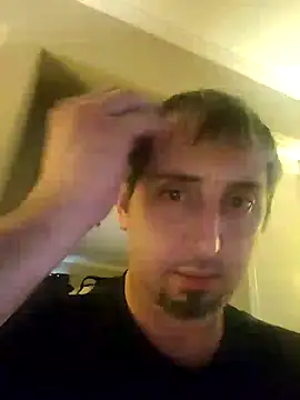 Snapshot of Jacknjimmyjohn chatting on December 21, 2024, 5:39 pm Jacknjimmyjohn online show from December 21, 2024, 5:39 pm