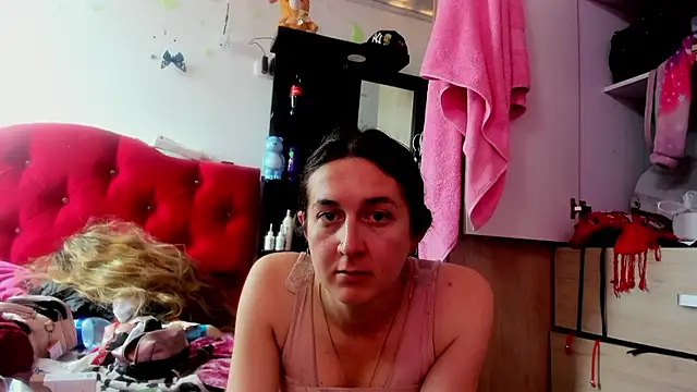 Snapshot of Sweet-Suck69 chatting on December 19, 2025, 4:31 pm Sweet-Suck69 online show from December 19, 2025, 4:31 pm