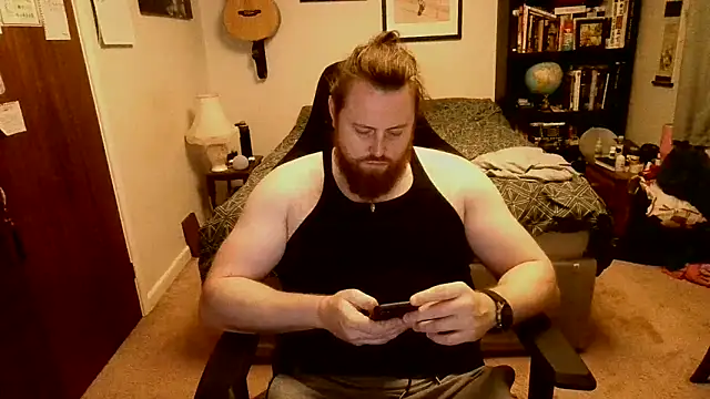 Snapshot of Hairy_Guy30 chatting on November 9, 2025, 6:01 pm Hairy Guy30 online show from November 9, 2025, 6:01 pm