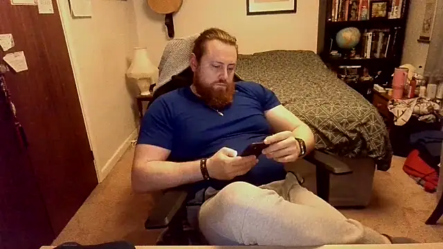 Snapshot of Hairy_Guy30 chatting on December 3, 2025, 10:53 pm Hairy Guy30 online show from December 3, 2025, 10:53 pm