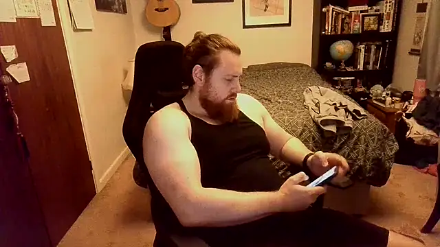 Snapshot of Hairy_Guy30 chatting on November 18, 2025, 5:27 pm Hairy Guy30 online show from November 18, 2025, 5:27 pm