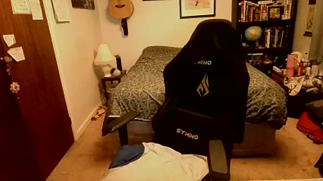 Snapshot of Hairy_Guy30 chatting on November 28, 2025, 11:38 pm Hairy Guy30 online show from November 28, 2025, 11:38 pm