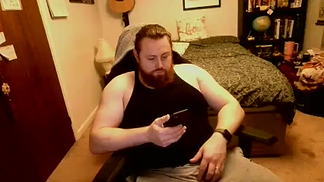 Snapshot of Hairy_Guy30 chatting on March 30, 2026, 12:01 am Hairy Guy30 online show from March 30, 2026, 12:01 am