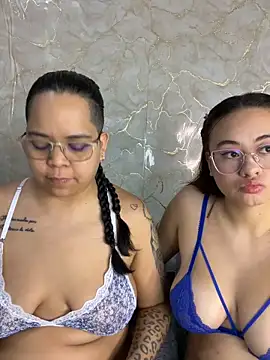 Snapshot of naughtylesbians__ chatting on June 7, 2026, 1:44 am naughtylesbians online show from June 7, 2026, 1:44 am