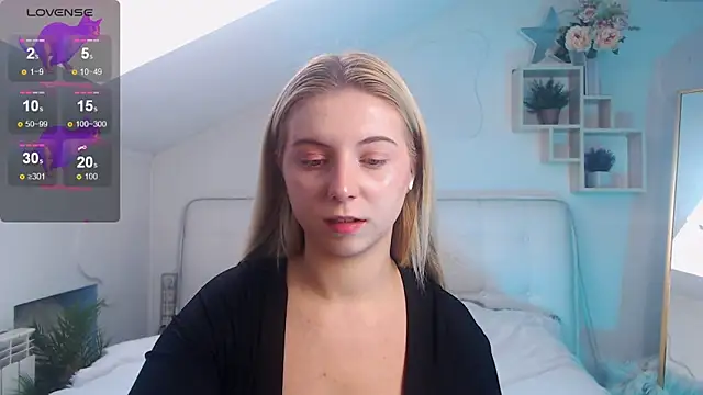 ever anderson online show from September 26, 2025, 11:06 am