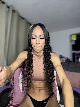 Miaa love6969 online show from February 17, 2026, 11:13 pm