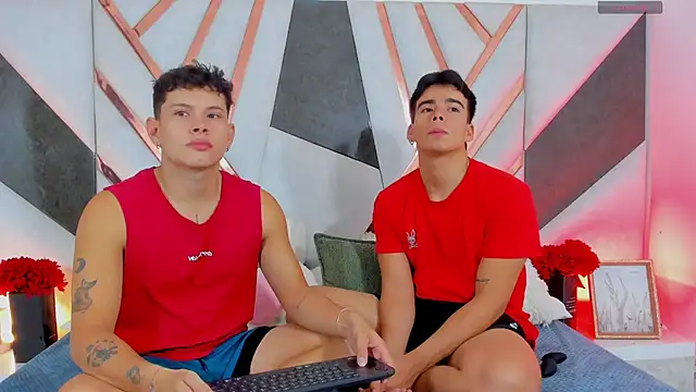 Snapshot of its_liam18 chatting on December 3, 2025, 11:47 pm its liam18 online show from December 3, 2025, 11:47 pm