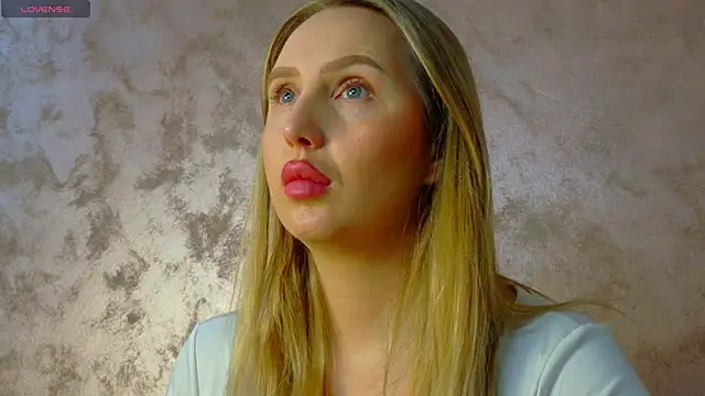 Snapshot of lexy_a chatting on February 16, 2026, 6:01 am lexy a online show from February 16, 2026, 6:01 am