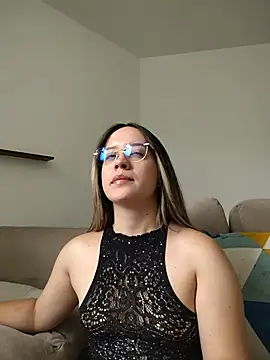 Snapshot of Dani_javi chatting on July 9, 2026, 5:12 pm Dani javi online show from July 9, 2026, 5:12 pm