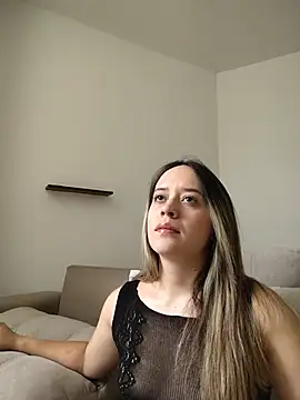 Snapshot of Dani_javi chatting on June 25, 2026, 6:13 pm Dani javi online show from June 25, 2026, 6:13 pm