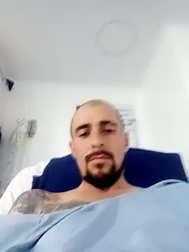 Snapshot of fire_menxxx001 chatting on December 19, 2024, 12:02 am fire menxxx001 online show from December 19, 2024, 12:02 am