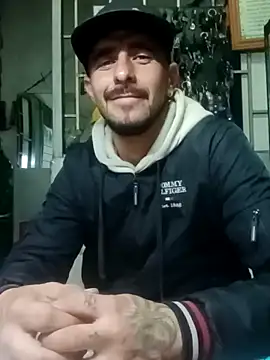 Snapshot of fire_menxxx001 chatting on November 5, 2025, 6:38 am fire menxxx001 online show from November 5, 2025, 6:38 am