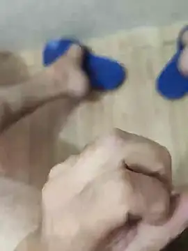 Snapshot of ssikerek23 chatting on September 24, 2025, 4:13 pm ssikerek23 online show from September 24, 2025, 4:13 pm