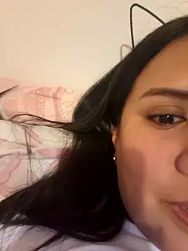 Snapshot of KasiaVenus_ chatting on November 2, 2025, 4:39 am KasiaVenus online show from November 2, 2025, 4:39 am